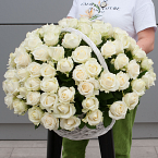 Корзина с цветами "Рафаэлка"
