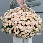Корзина с цветами "Нежная Кико"