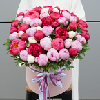 Коробка с пионами "Королевские цветы"