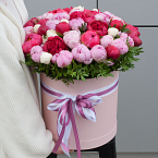 Коробка с пионами "Королевские цветы"