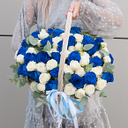 Корзина из роз "Синеглазка"