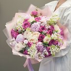 Букет цветов "Королевская аранжерея"
