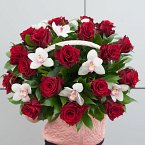 Корзина с цветами "Яркое поздравление"