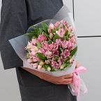 Букет цветов "Розовая альстромерия"
