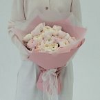 Букет цетов из ранункулюсов "Нежная Италия"