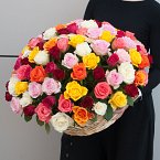Корзина из роз "Сто одна эмоция"