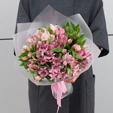 Букет цветов "Розовая альстромерия"