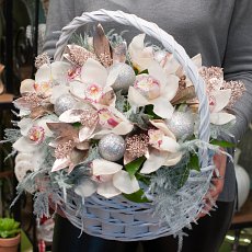 Корзина с цветами "Сказочная орхидея"