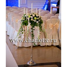 Оформление напольного подсвечника