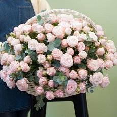 Корзина с цветами "Суфле"