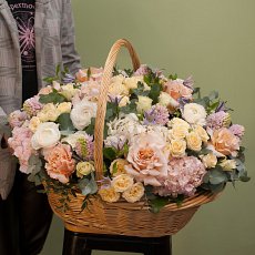 Корзина цветов "Цветы в Раю"