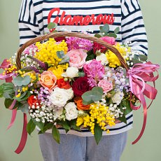 Корзина с цветами "Фиона"