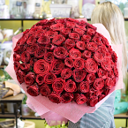 Букет из 101-й красной розы Ред Наоми 80 см