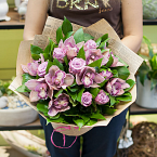 Букет цветов из роз и орхидей "Миритим"
