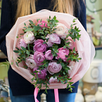 Букет цветов "Розовые ранункулусы"