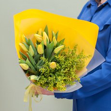Букет цветов "Весенний золотистый"