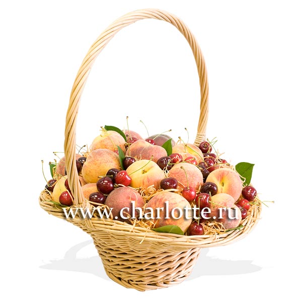 Корзина персиков и черешни "Сладкий нектар"