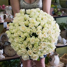 Букет из белых роз 50 см (101 роза)