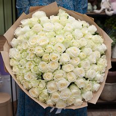 Сердце из роз "Белые розы"