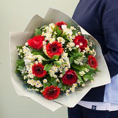 Заказать Букет цветов "Красавица" с доставкой в Charlotte.ru Букет цветов "Красавица"