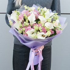 Заказать Букет цветов "Рози" с доставкой в Charlotte.ru Букет цветов "Рози"