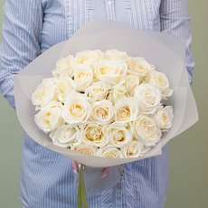 Заказать Букет белых роз (25) с доставкой в Charlotte.ru Букет белых роз (25)