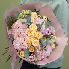 Заказать Букет цветов "Фея" с доставкой в Charlotte.ru Букет цветов "Фея"